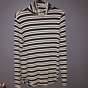 Black & white stripped, turtleneck long sleeve